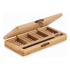 24-częściowy zestaw narzędzi  MO6756-40