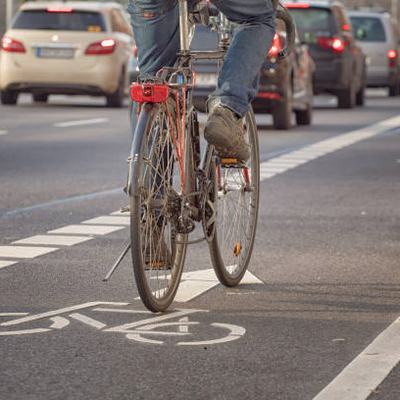 Gadżety Rowerowe: Niezbędne Akcesoria dla Każdego Cyklisty